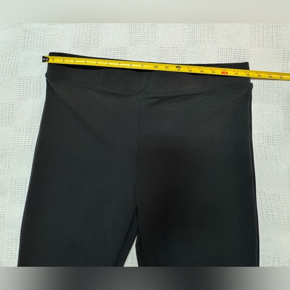 No Boundaries Black Straight Leg Pants - Picture 4 of 11